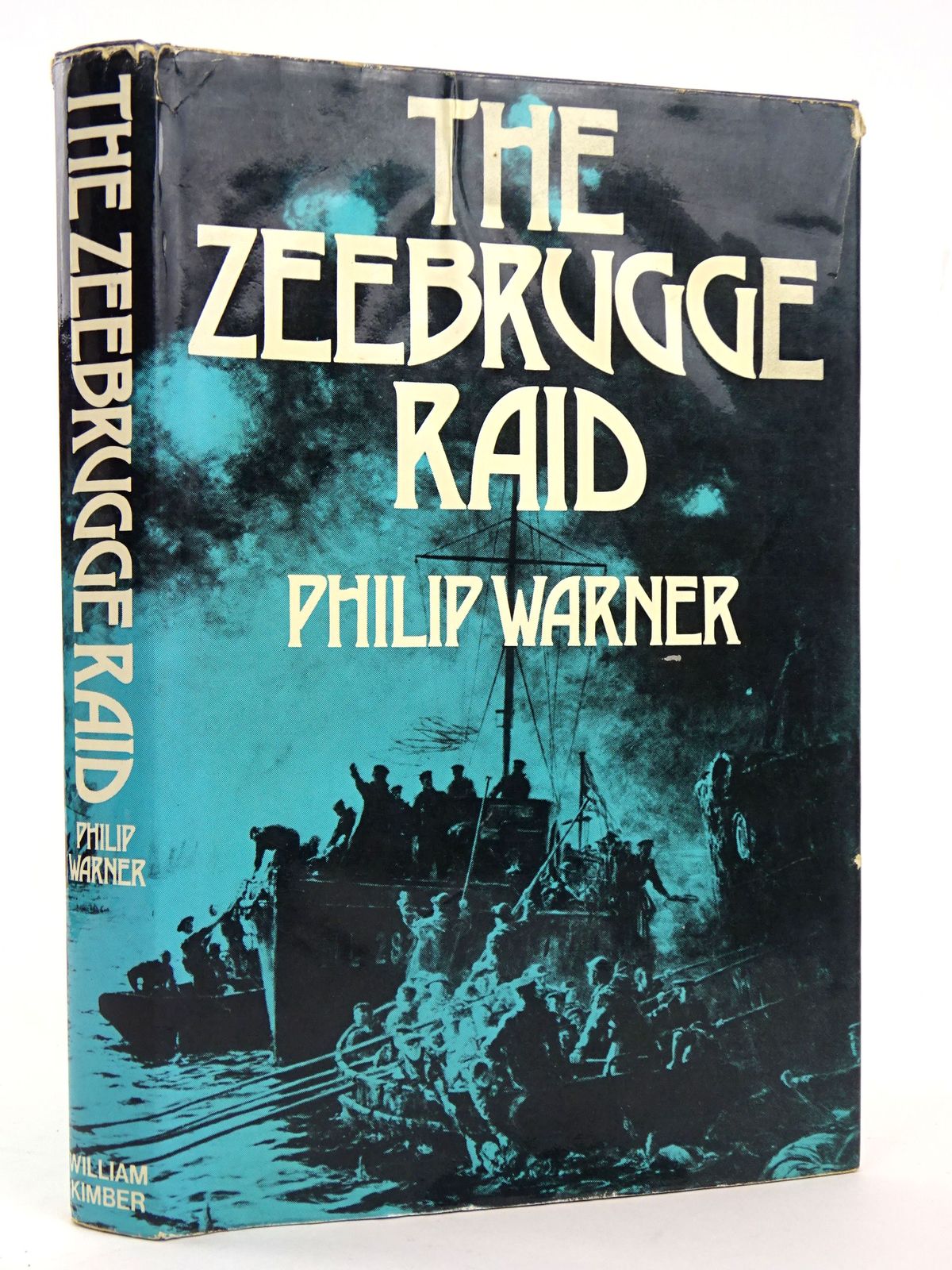 Photo of THE ZEEBRUGGE RAID written by Warner, Philip published by William Kimber (STOCK CODE: 1818294)  for sale by Stella & Rose's Books