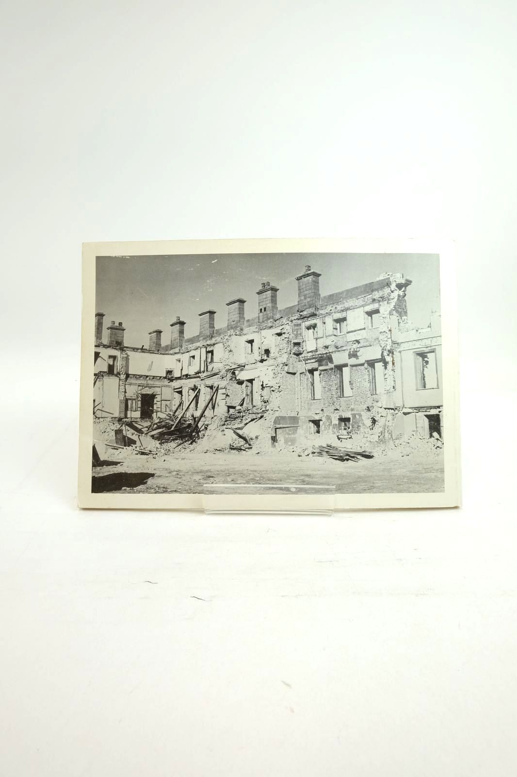 Photo of THE LOST HOUSES OF WALES written by Lloyd, Thomas published by SAVE Britain's Heritage (STOCK CODE: 1821915)  for sale by Stella & Rose's Books