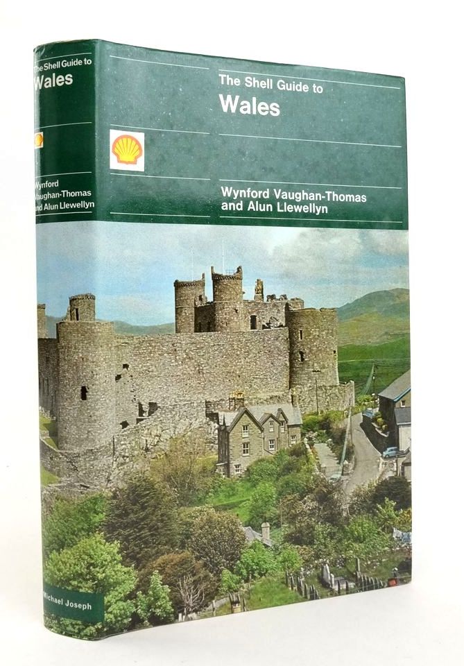 Photo of THE SHELL GUIDE TO WALES written by Vaughan-Thomas, Wynford Llewellyn, Alun published by Michael Joseph (STOCK CODE: 1823159)  for sale by Stella & Rose's Books