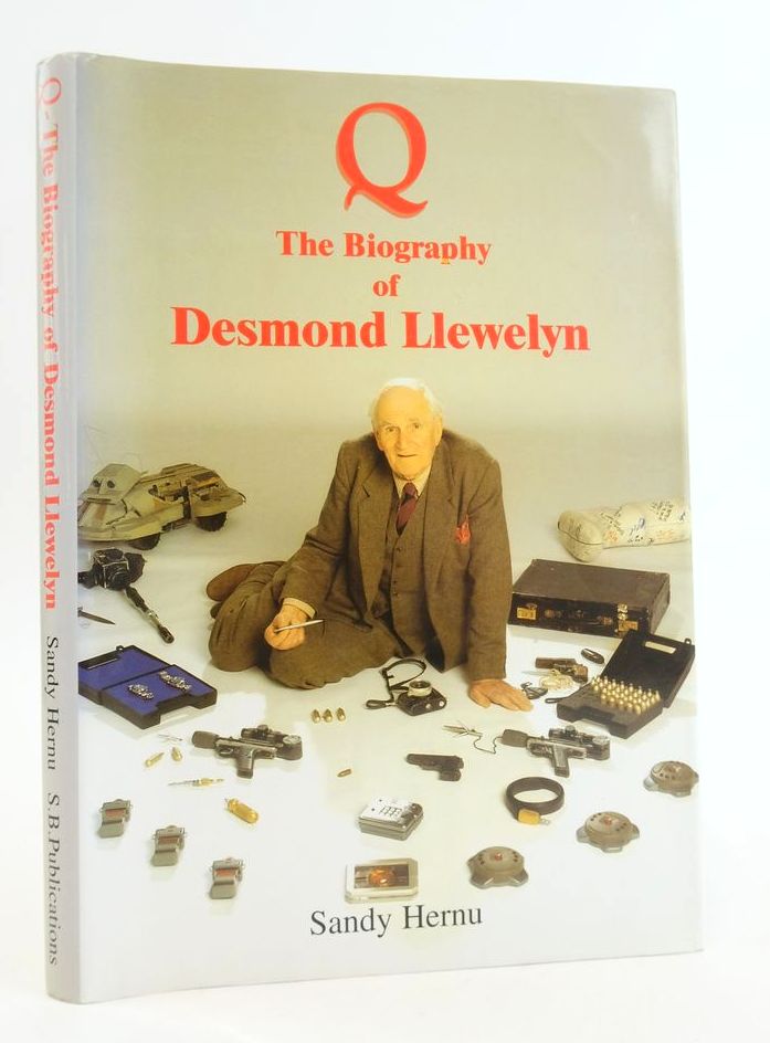 Photo of Q THE BIOGRAPHY OF DESMOND LLEWELYN- Stock Number: 1825155