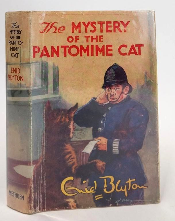 Photo of THE MYSTERY OF THE PANTOMIME CAT written by Blyton, Enid illustrated by Abbey, J. published by Methuen &amp; Co. Ltd. (STOCK CODE: 1828587)  for sale by Stella & Rose's Books