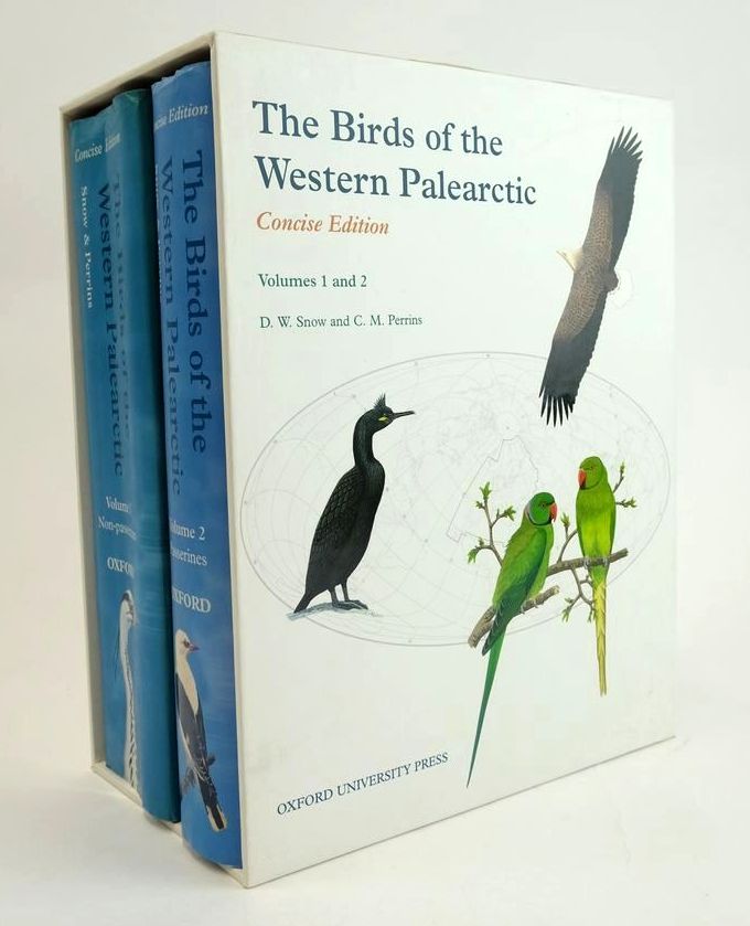 Photo of THE BIRDS OF THE WESTERN PALEARCTIC CONCISE EDITION VOLUMES 1 AND 2 written by Snow, D.W. Perrins, Christopher M. published by Oxford University Press (STOCK CODE: 1829137)  for sale by Stella & Rose's Books