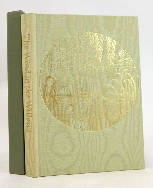 Photo of THE WIND IN THE WILLOWS written by Grahame, Kenneth Bennett, Alan illustrated by Lynch, James published by Folio Society (STOCK CODE: 1830207)  for sale by Stella & Rose's Books