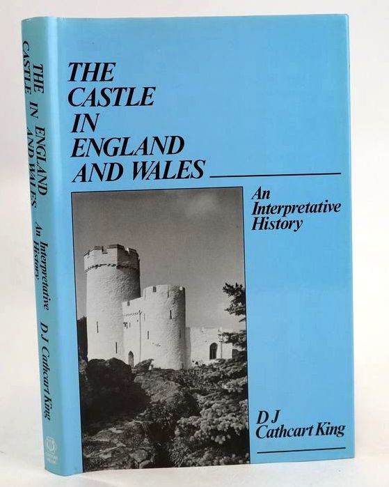 Photo of THE CASTLE IN ENGLAND AND WALES: AN INTERPRETIVE HISTORY- Stock Number: 1830423