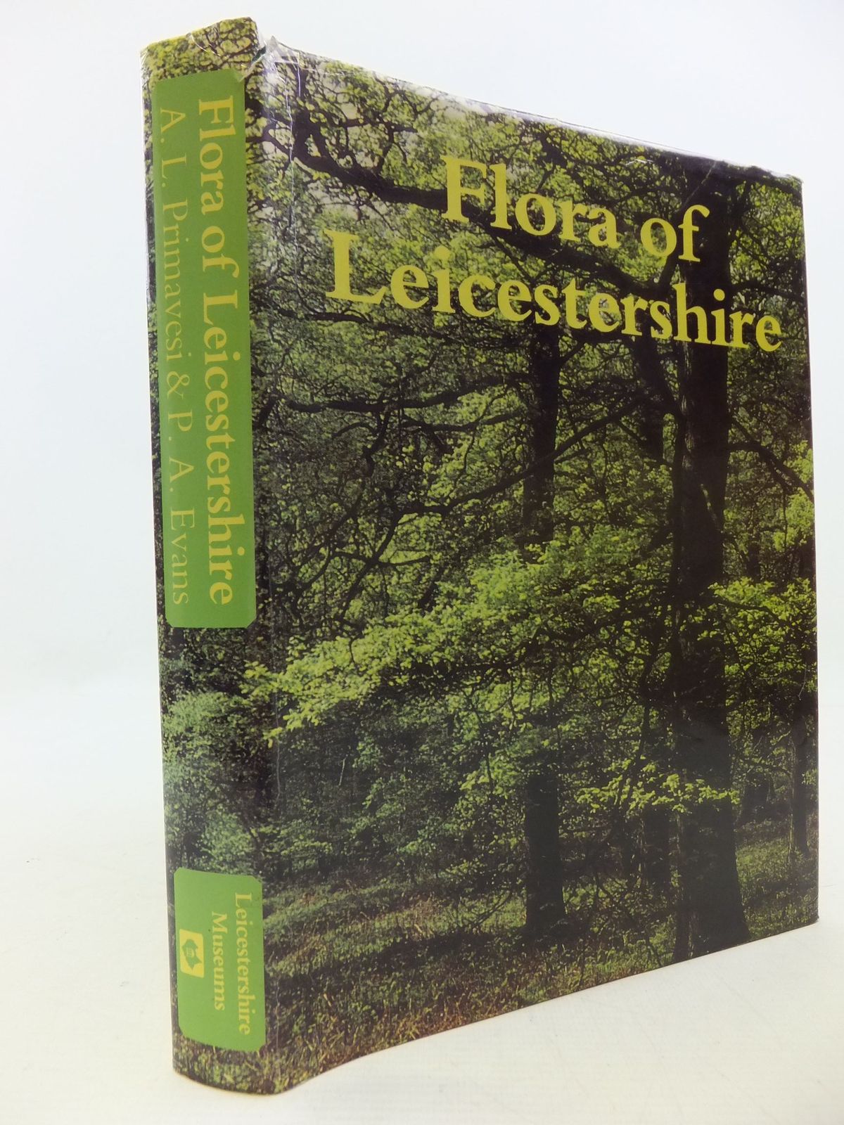 Photo of FLORA OF LEICESTERSHIRE written by Primavesi, A.L. Evans, P.A. published by Leicestershire Museums (STOCK CODE: 2112312)  for sale by Stella & Rose's Books