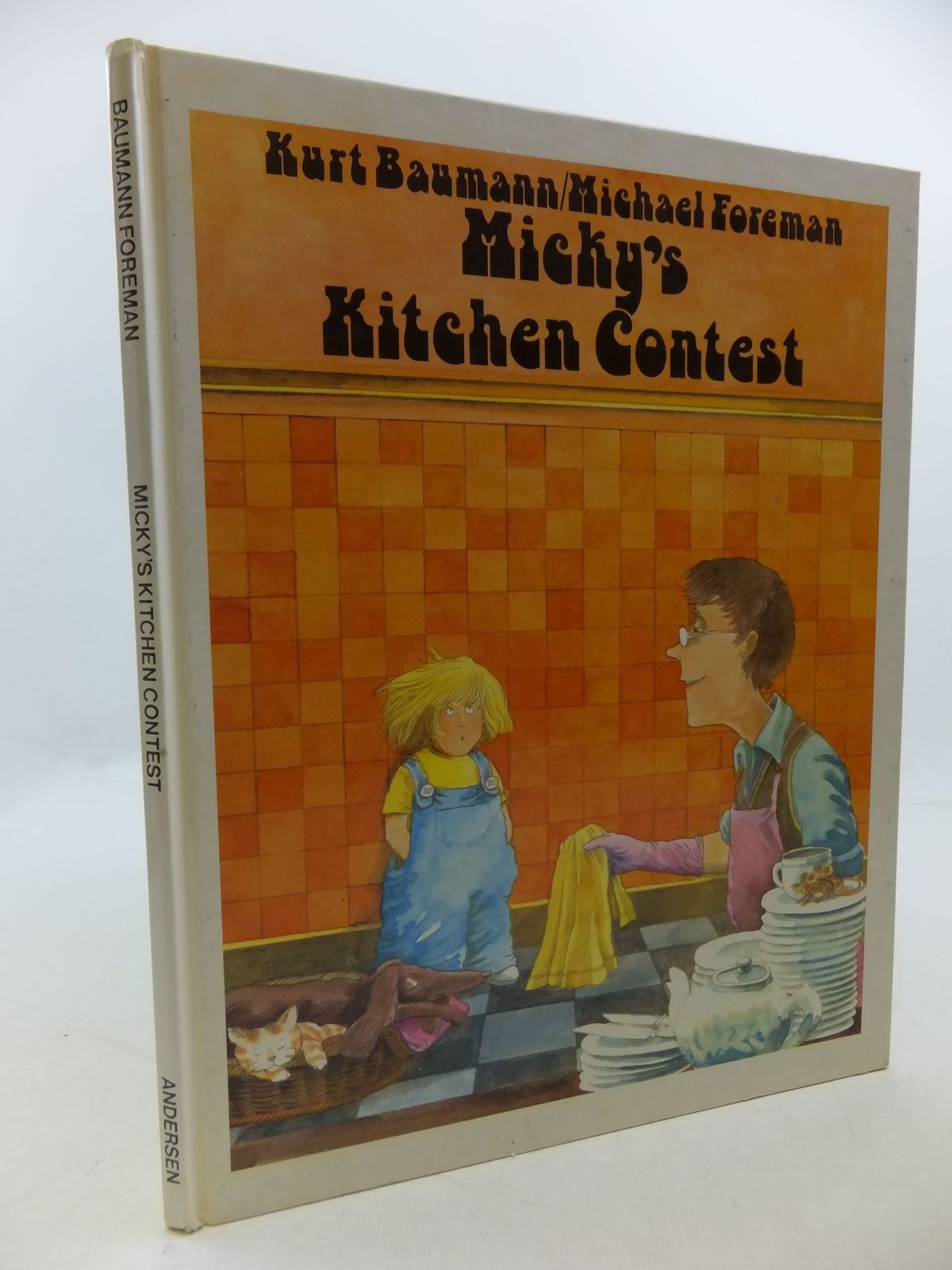 Photo of MICKY'S KITCHEN CONTEST written by Baumann, Kurt Bell, Anthea illustrated by Foreman, Michael published by Andersen Press (STOCK CODE: 2112384)  for sale by Stella & Rose's Books