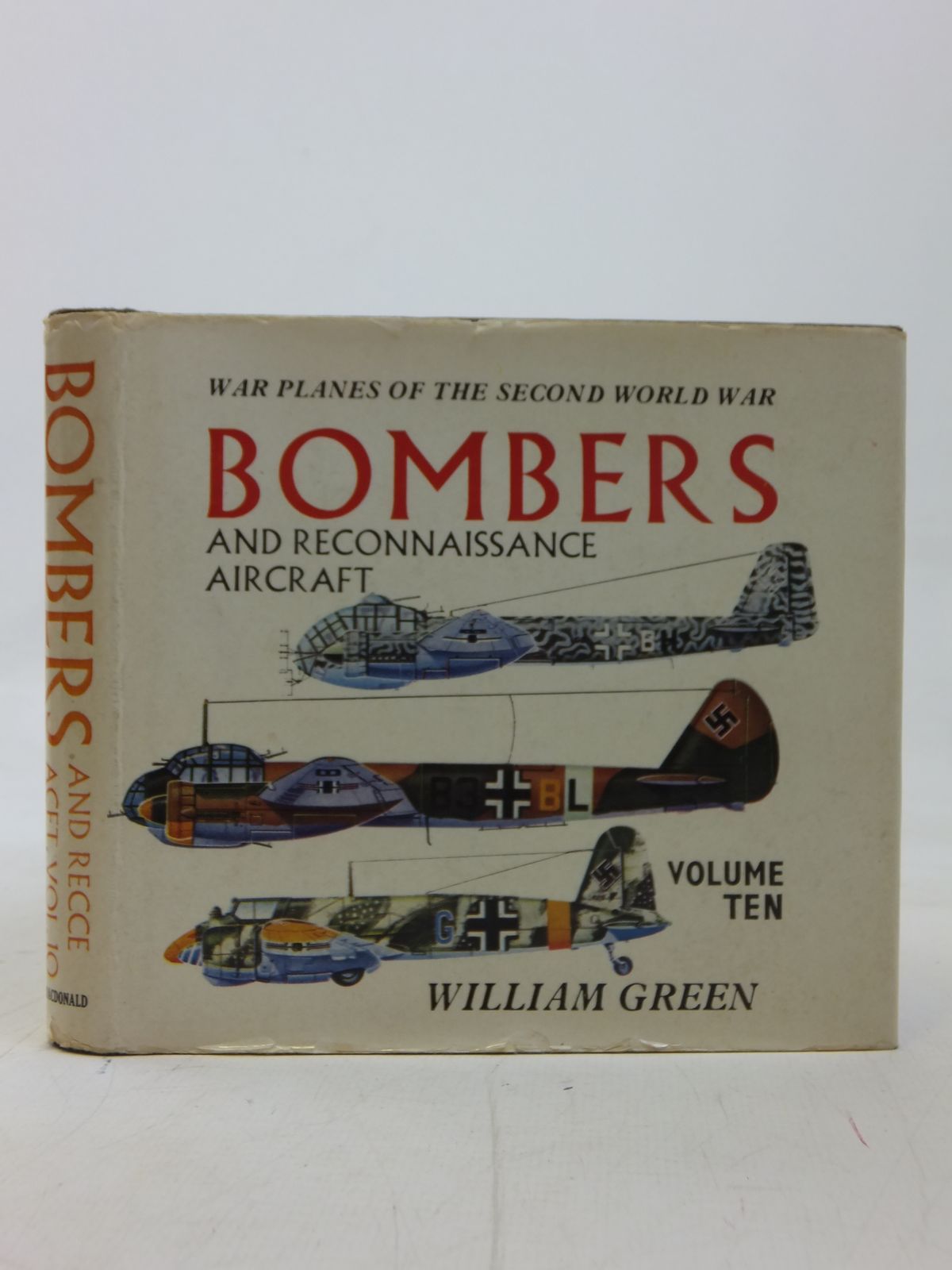 Stella & Rose's Books : BOMBERS AND RECONNAISSANCE AIRCRAFT Written By ...