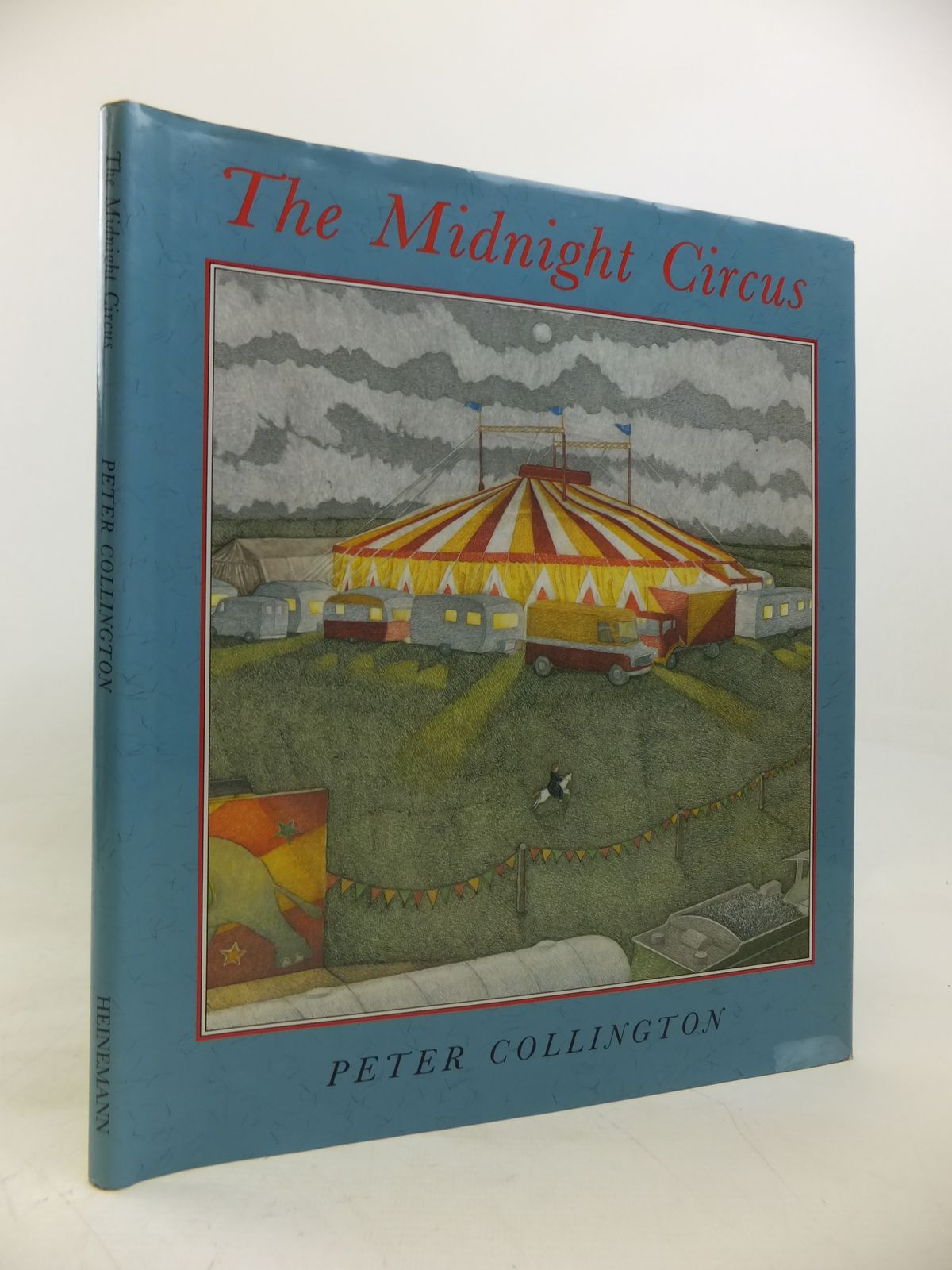 Photo of THE MIDNIGHT CIRCUS written by Collington, Peter illustrated by Collington, Peter published by Heinemann (STOCK CODE: 2115795)  for sale by Stella & Rose's Books