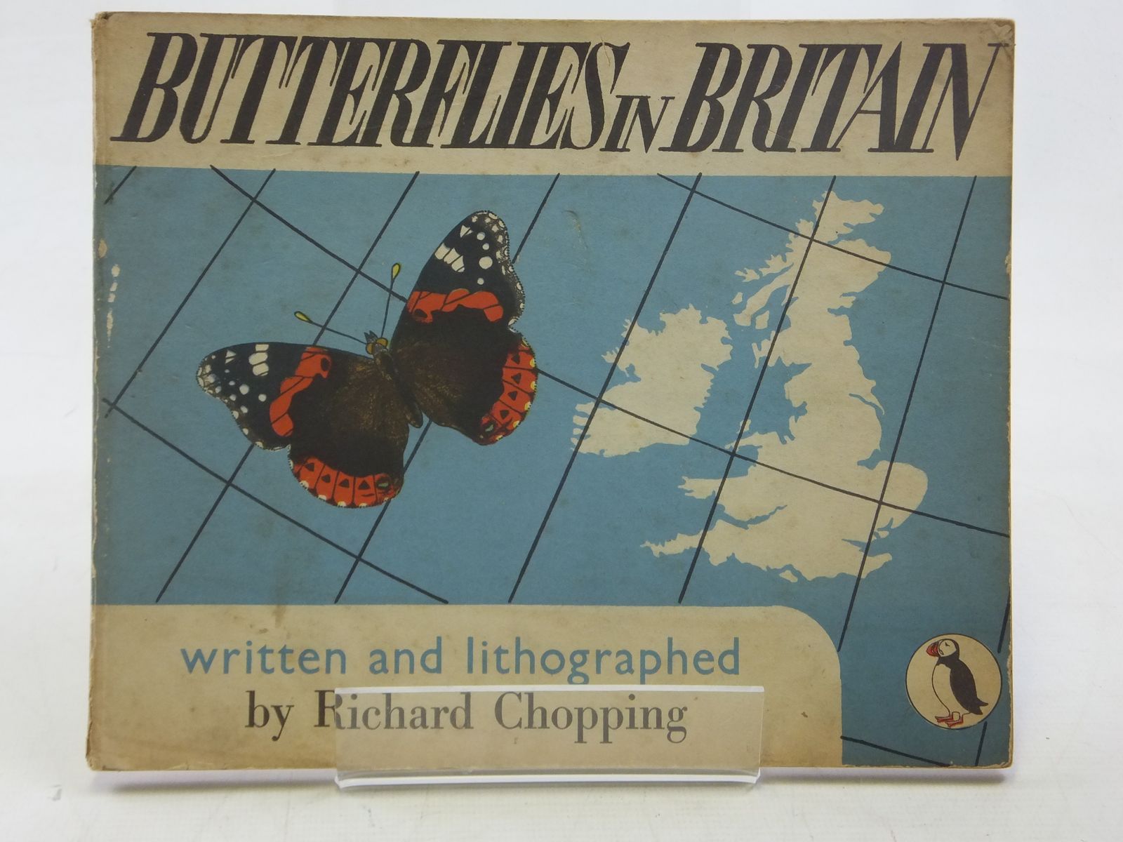 Photo of BUTTERFLIES IN BRITAIN written by Chopping, Richard illustrated by Chopping, Richard published by Penguin (STOCK CODE: 2117152)  for sale by Stella & Rose's Books