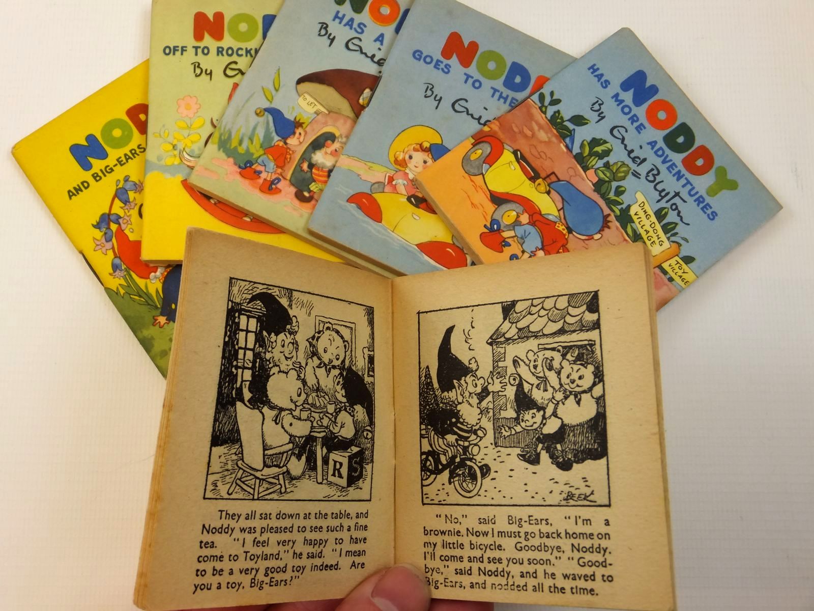 Photo of NODDY'S HOUSE OF BOOKS written by Blyton, Enid published by Sampson Low (STOCK CODE: 2121856)  for sale by Stella & Rose's Books