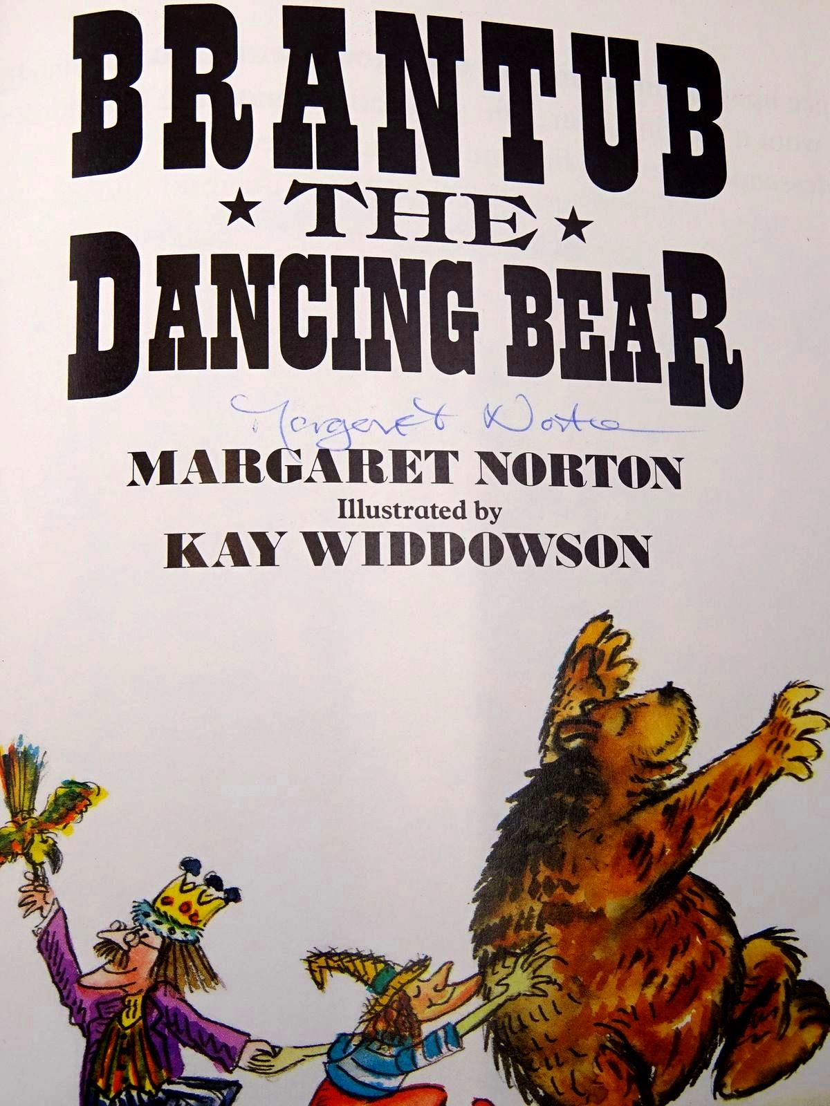 Photo of BRANTUB THE DANCING BEAR written by Norton, Margaret illustrated by Widdowson, Kay published by The Bodley Head Children's Books (STOCK CODE: 2126314)  for sale by Stella & Rose's Books