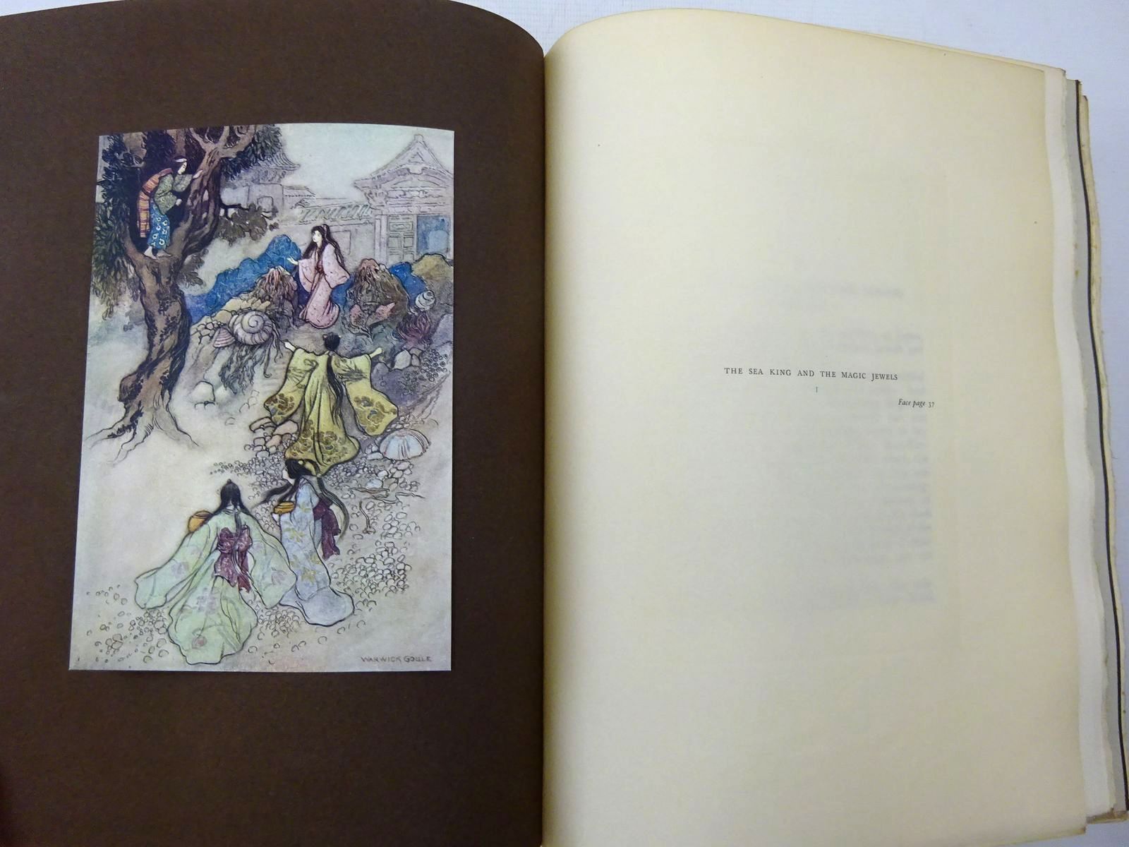 Photo of GREEN WILLOW AND OTHER JAPANESE FAIRY TALES written by James, Grace illustrated by Goble, Warwick published by Macmillan & Co. Ltd. (STOCK CODE: 2126689)  for sale by Stella & Rose's Books