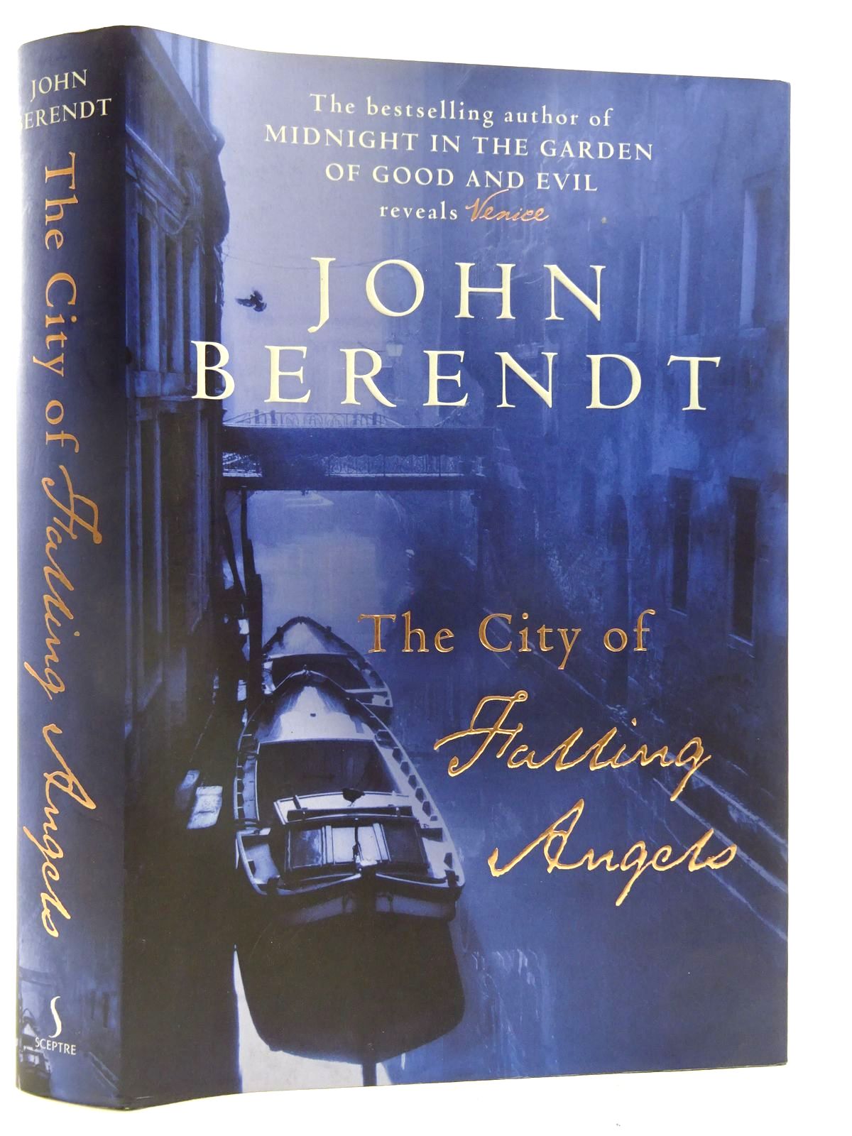 Photo of THE CITY OF FALLING ANGELS written by Berendt, John published by Sceptre (STOCK CODE: 2128091)  for sale by Stella & Rose's Books