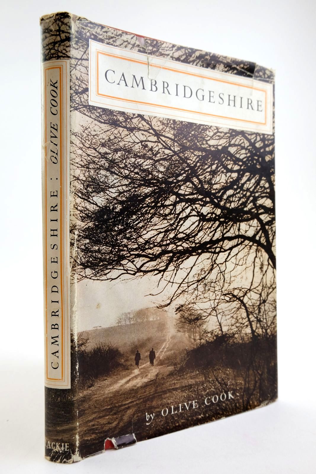 Photo of CAMBRIDGESHIRE written by Cook, Olive published by Blackie &amp; Son Ltd. (STOCK CODE: 2133689)  for sale by Stella & Rose's Books
