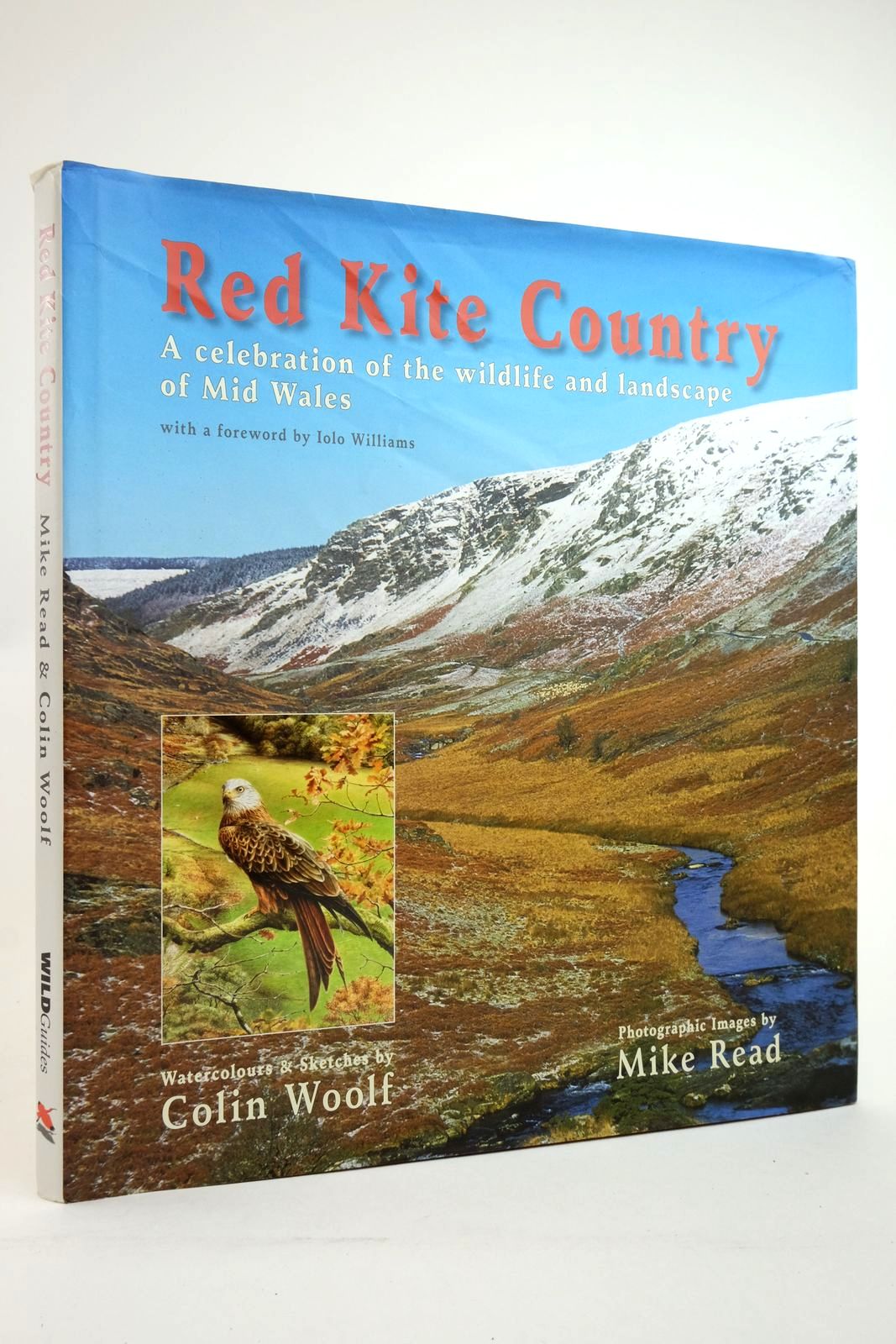 Photo of RED KITE COUNTRY A CELEBRATION OF THE WILDLIFE AND LANDSCAPE OF MID WALES- Stock Number: 2135818