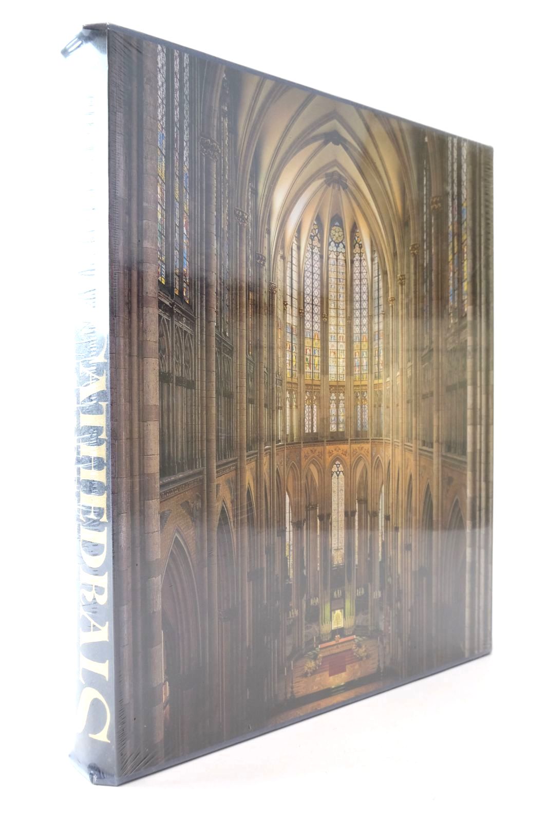 Photo of GREAT CATHEDRALS OF THE MIDDLE AGES written by Schutz, Bernhard published by Abrams (STOCK CODE: 2136837)  for sale by Stella & Rose's Books
