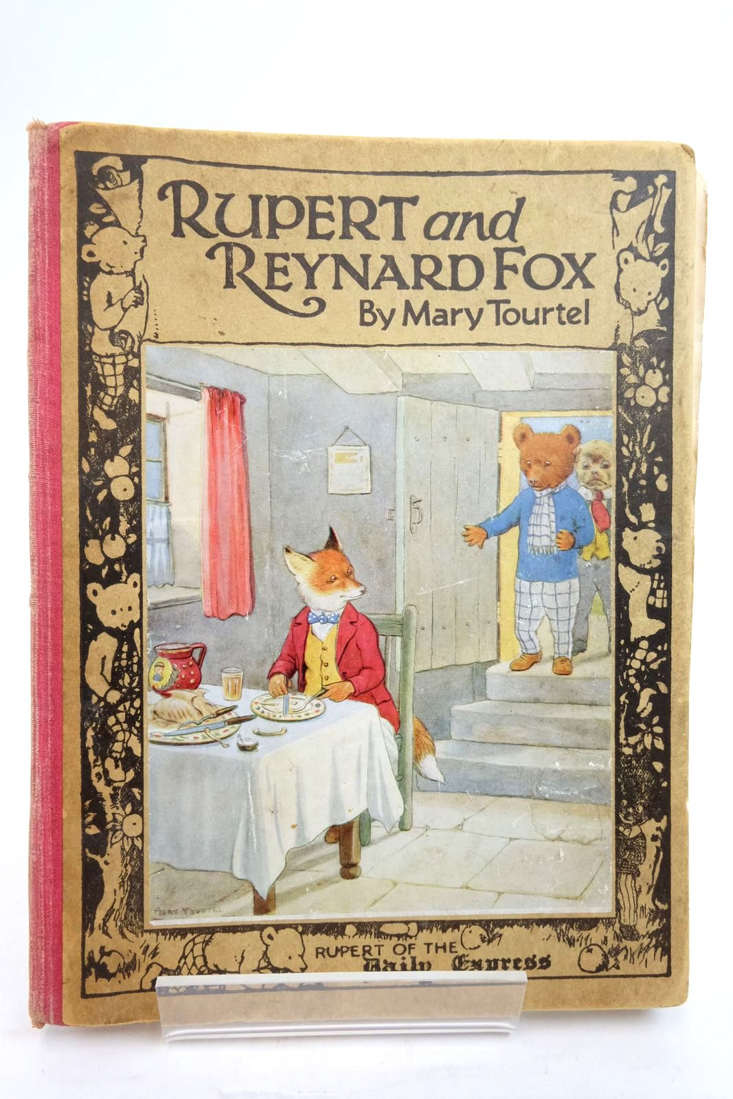 Photo of RUPERT AND REYNARD FOX- Stock Number: 2137502