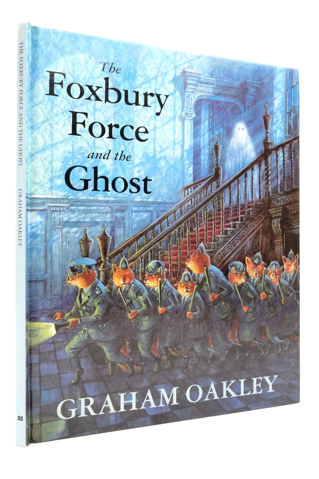 Photo of THE FOXBURY FORCE AND THE GHOST written by Oakley, Graham illustrated by Oakley, Graham published by Macmillan Children's Books (STOCK CODE: 2138636)  for sale by Stella & Rose's Books