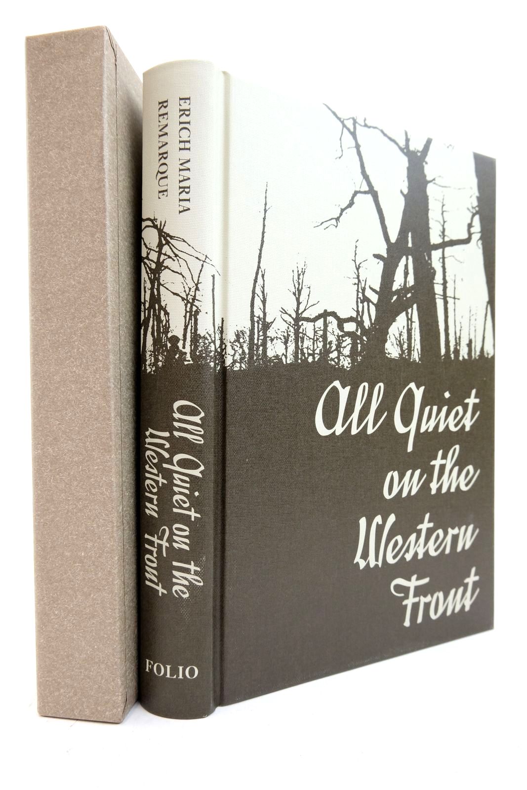 Photo of ALL QUIET ON THE WESTERN FRONT written by Remarque, Erich Maria Murdoch, Brian published by Folio Society (STOCK CODE: 2139448)  for sale by Stella & Rose's Books