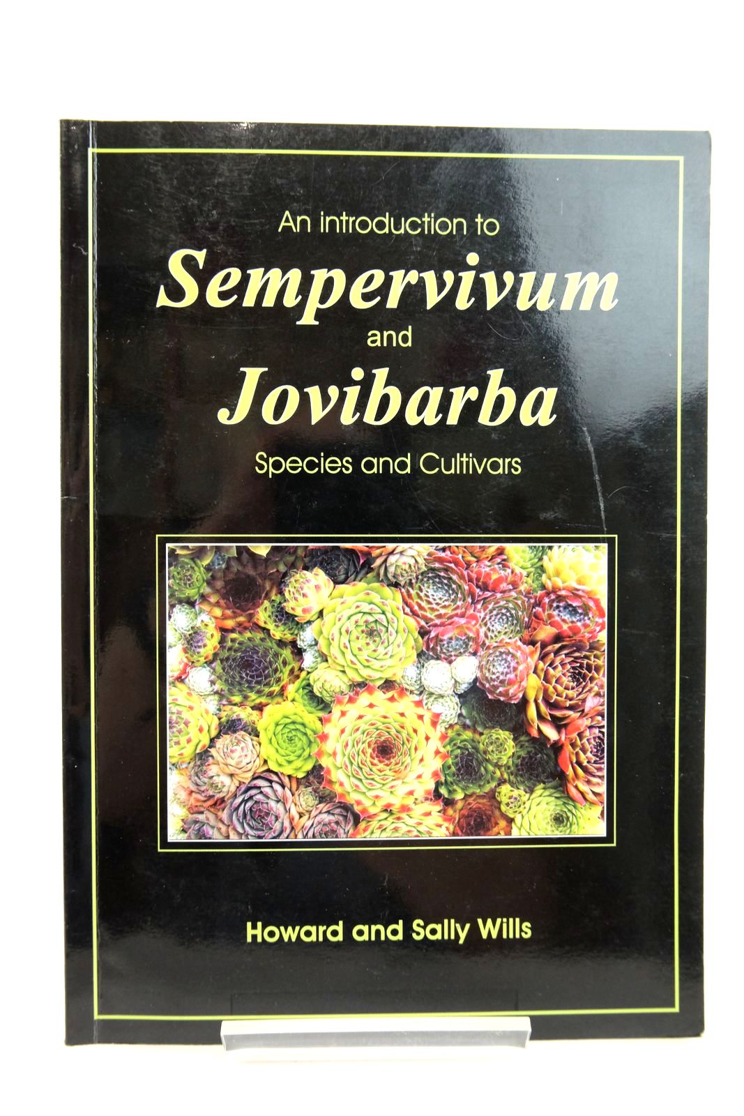 Photo of AN INTRODUCTION TO SEMPERVIVUM AND JOVIBARBA SPECIES AND CULTIVARS- Stock Number: 2139622