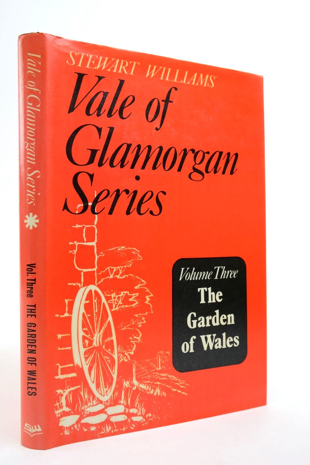 Photo of THE GARDEN OF WALES written by Williams, Stewart published by Stewart Williams (STOCK CODE: 2139940)  for sale by Stella & Rose's Books