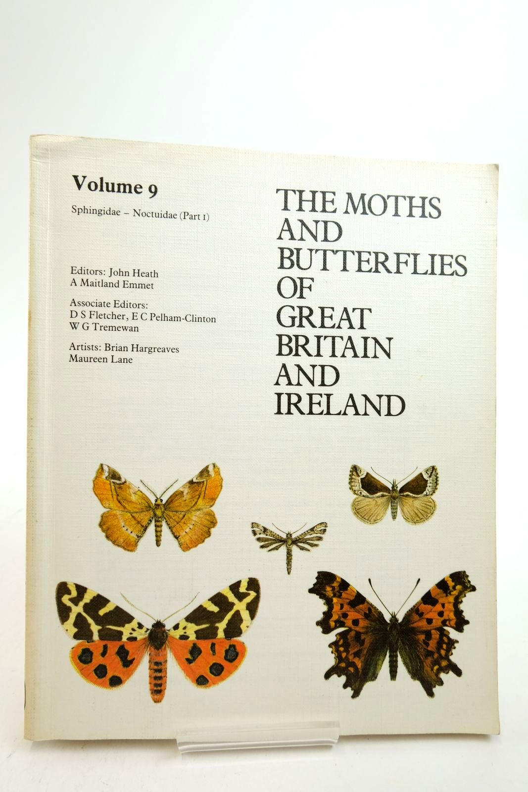 Photo of THE MOTHS AND BUTTERFLIES OF GREAT BRITAIN AND IRELAND VOLUME 9- Stock Number: 2140238