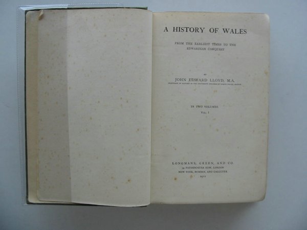 Stella & Rose's Books : A HISTORY OF WALES (2 VOLUMES) Written By John ...