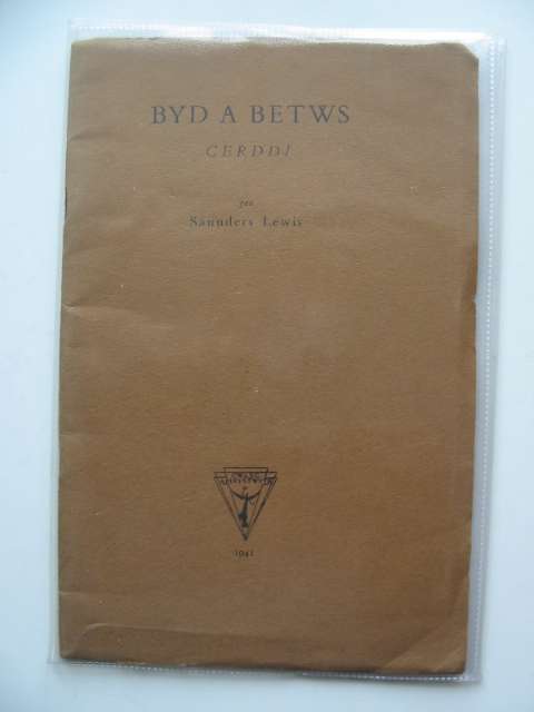 Photo of BYD A BETWS written by Lewis, Saunders published by Gwasg Aberystwyth (STOCK CODE: 587172)  for sale by Stella & Rose's Books