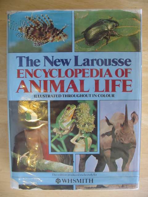 Photo of THE NEW LAROUSSE ENCYCLOPEDIA OF ANIMAL LIFE published by W.H. Smith (STOCK CODE: 671457)  for sale by Stella & Rose's Books