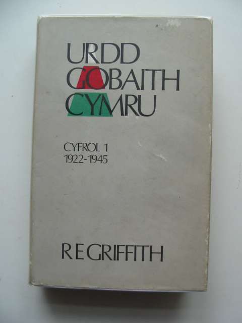 Photo of URDD GOBAITH CYMRU written by Griffith, R.E. published by Cwmni Urdd Gobaith Cymru (STOCK CODE: 676279)  for sale by Stella & Rose's Books
