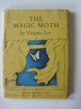 Photo of THE MAGIC MOTH written by Lee, Virginia illustrated by Cuffari, Richard published by Longman Young Books (STOCK CODE: 713130)  for sale by Stella & Rose's Books
