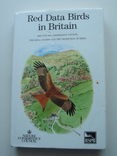 Photo of RED DATA BIRDS IN BRITAIN written by Batten, Leo Bibby, C.J. et al,  illustrated by Willis, Ian published by T. &amp; A.D. Poyser (STOCK CODE: 820191)  for sale by Stella & Rose's Books